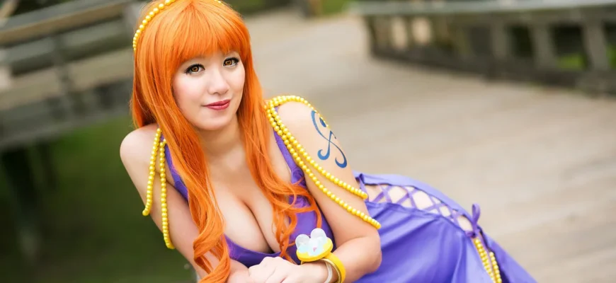 Nami cosplay Alabasta arc belly dancer dress with detailed jewelry and wig